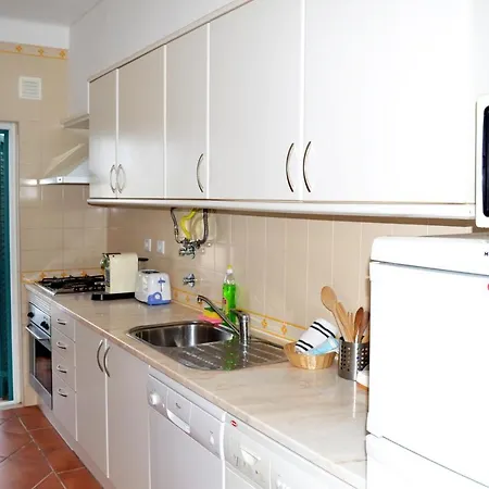 M&l House Apartment *