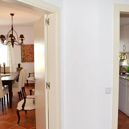 Apartment M&l House *