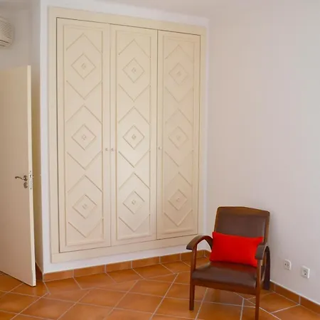 M&l House * Alvor